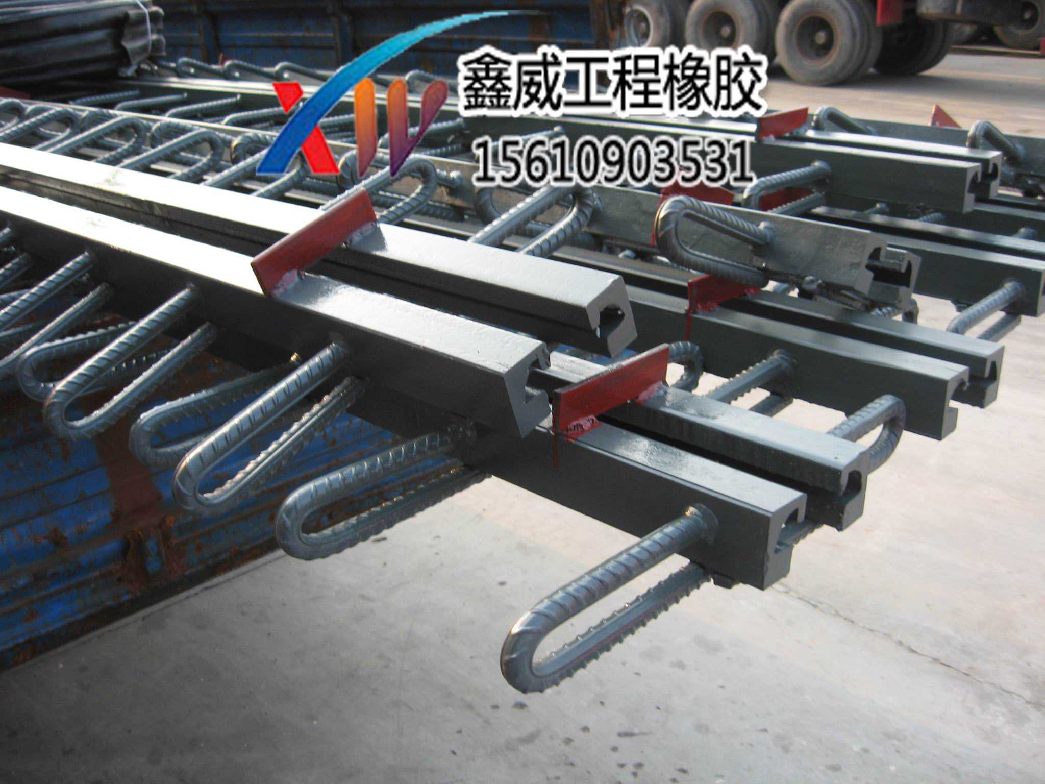 1614791419956956.jpg C伸縮縫.jpg