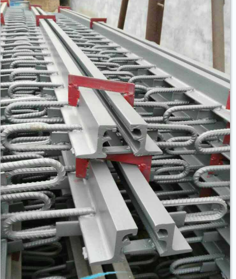 1626399047366378.png E型下帶板.png