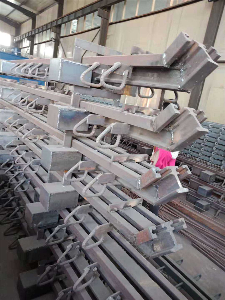 1639185586243640.jpg 499604578744837471.jpg